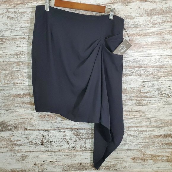 VINCE CAMUTO Black Ruffle Crepe Miniskirt - Picture 1 of 9